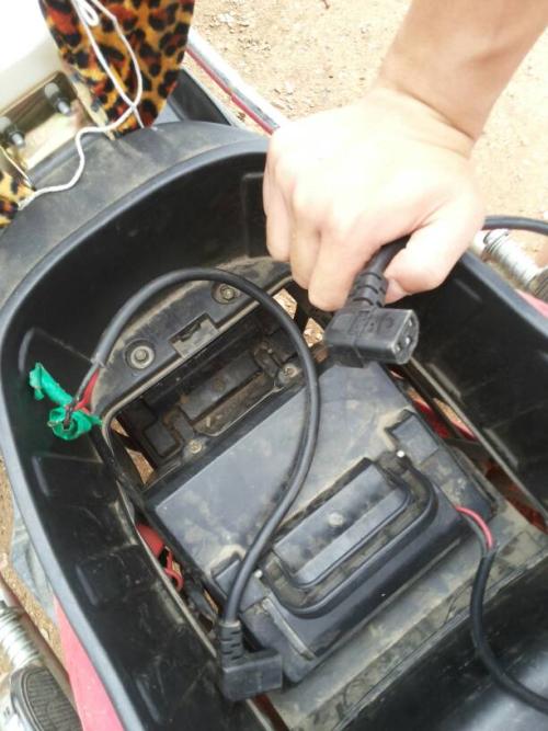 電動車保險絲的更換